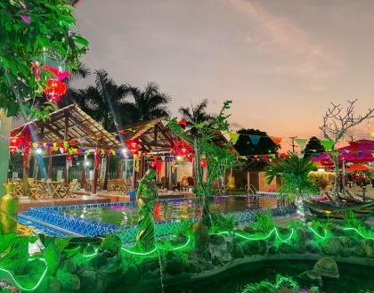 NGHỈ DƯỠNG ĐẤT ĐỎ